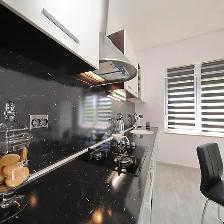 In With Private Pool Ferienhaus *