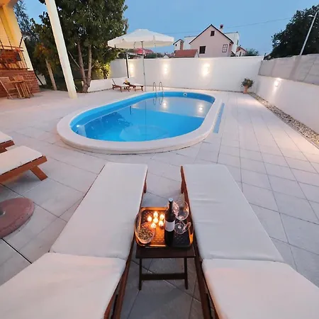 Ferienhaus In With Private Pool Zadar